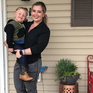 Meet your Posher, Hayley